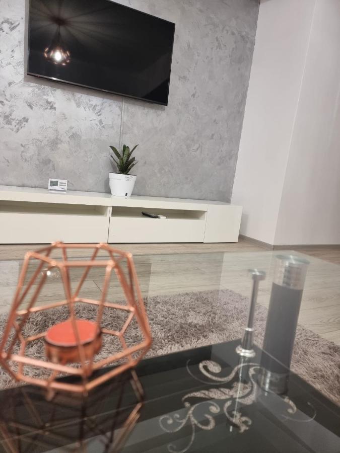 Dreams Escape 2 Apartment Крайова Екстериор снимка