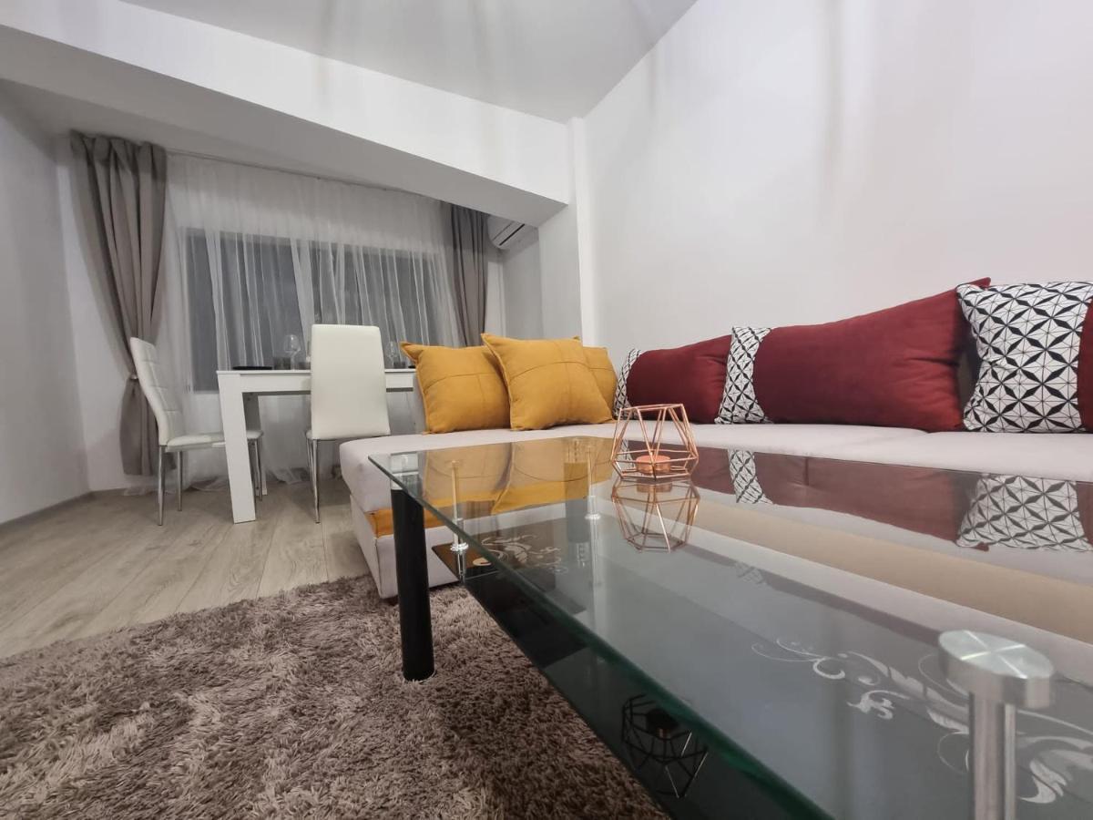 Dreams Escape 2 Apartment Крайова Екстериор снимка
